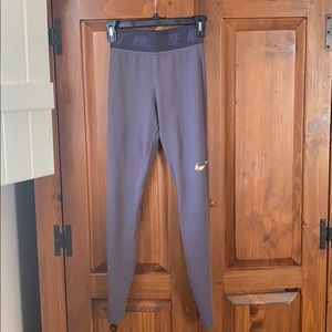 Nike leggings